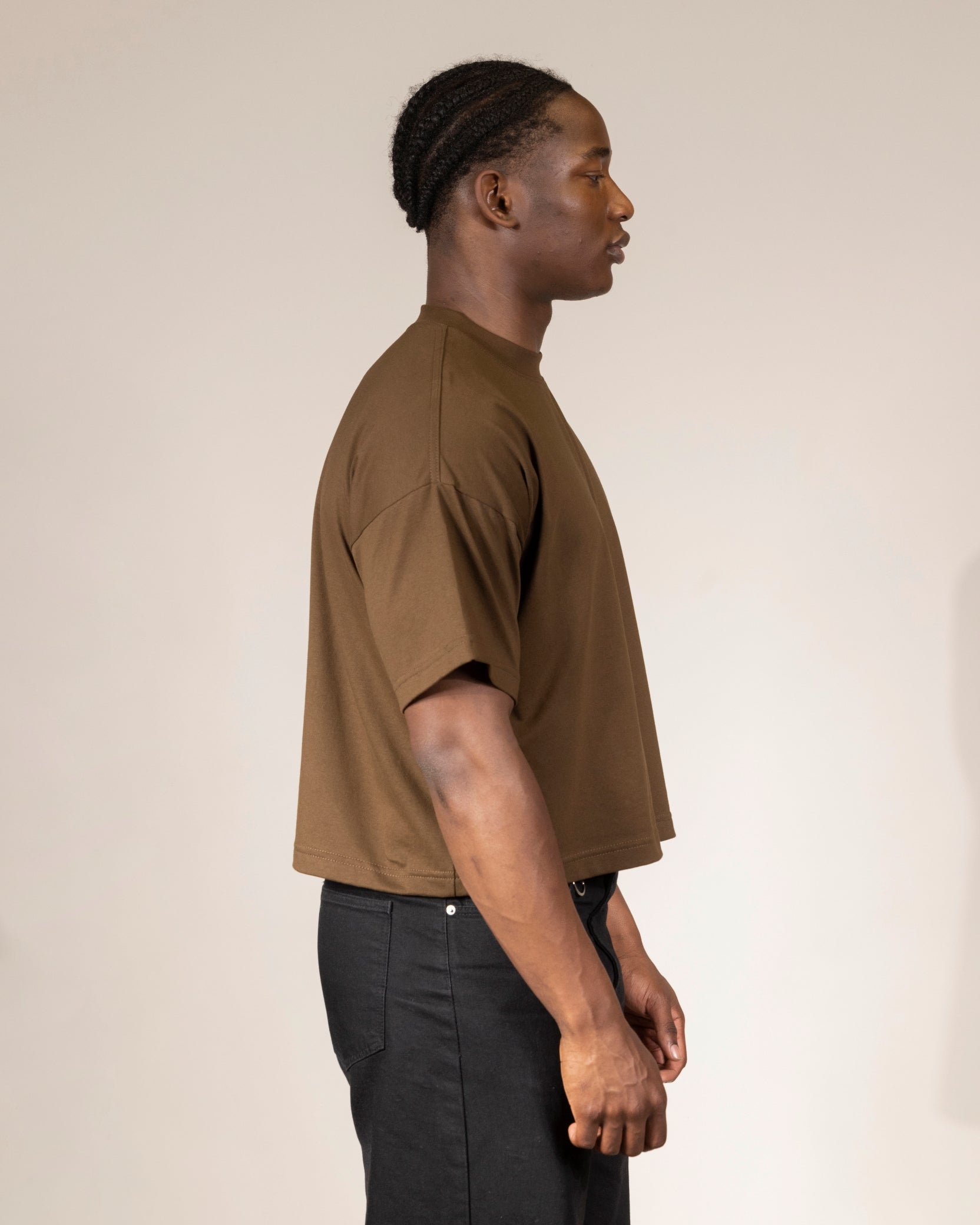CROPPED FIT BROWN