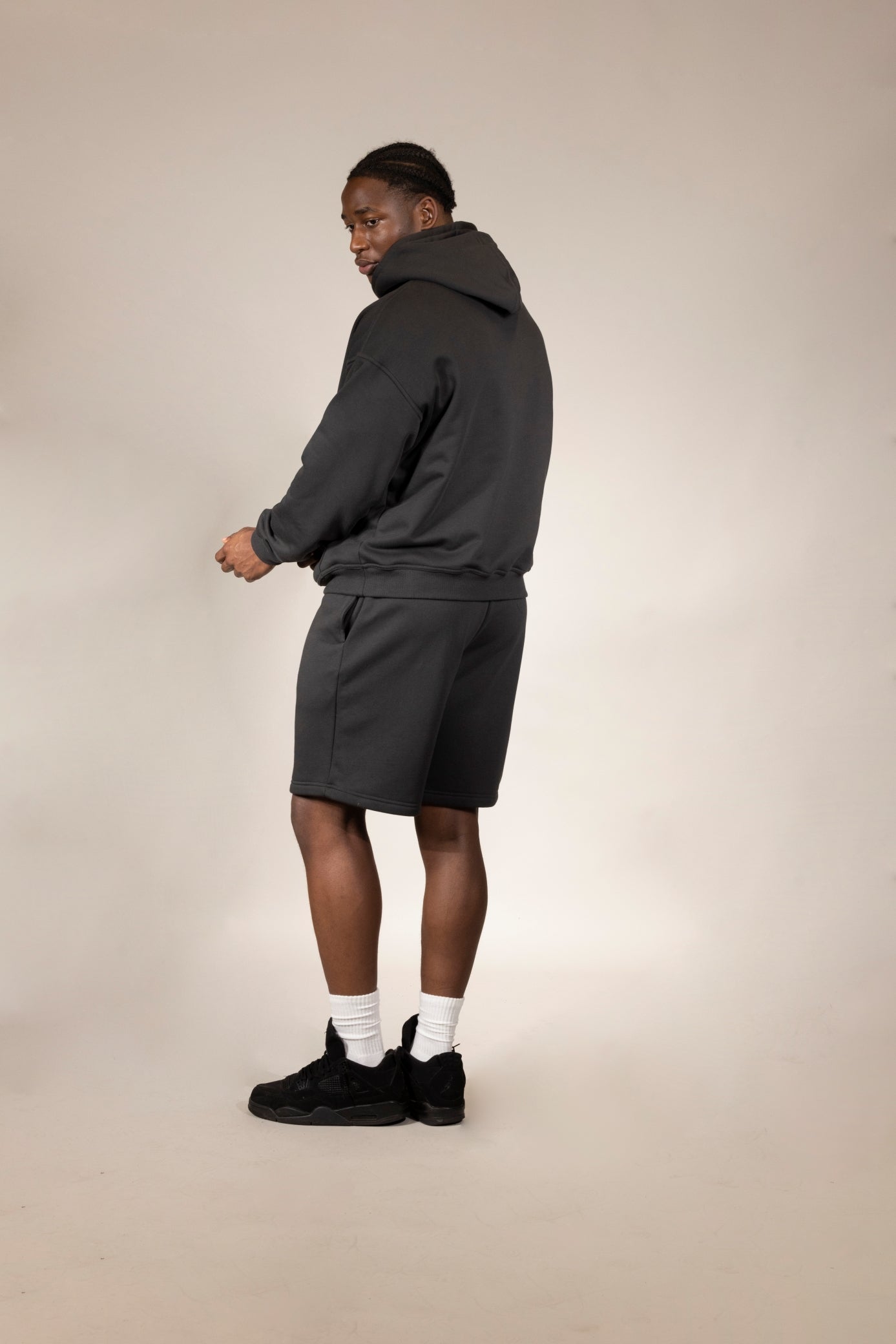 SWEAT HOOD SOFT BLACK