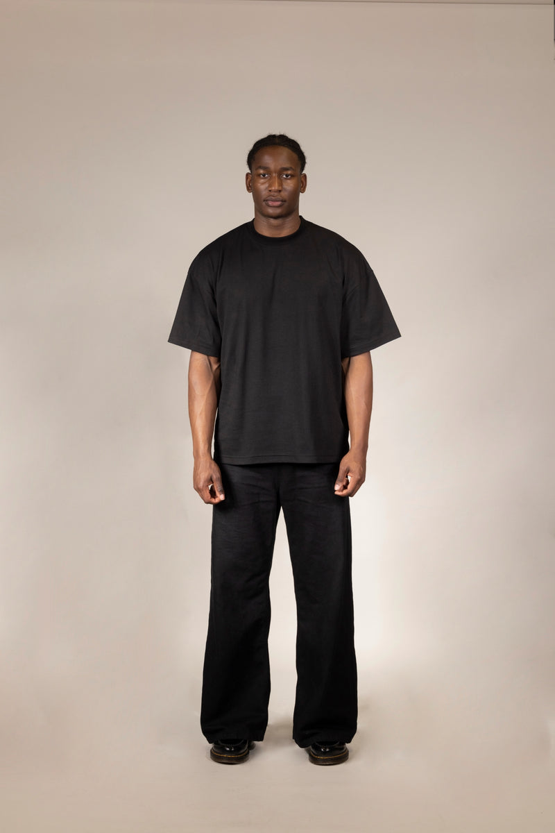 OVERSIZED FIT BLACK
