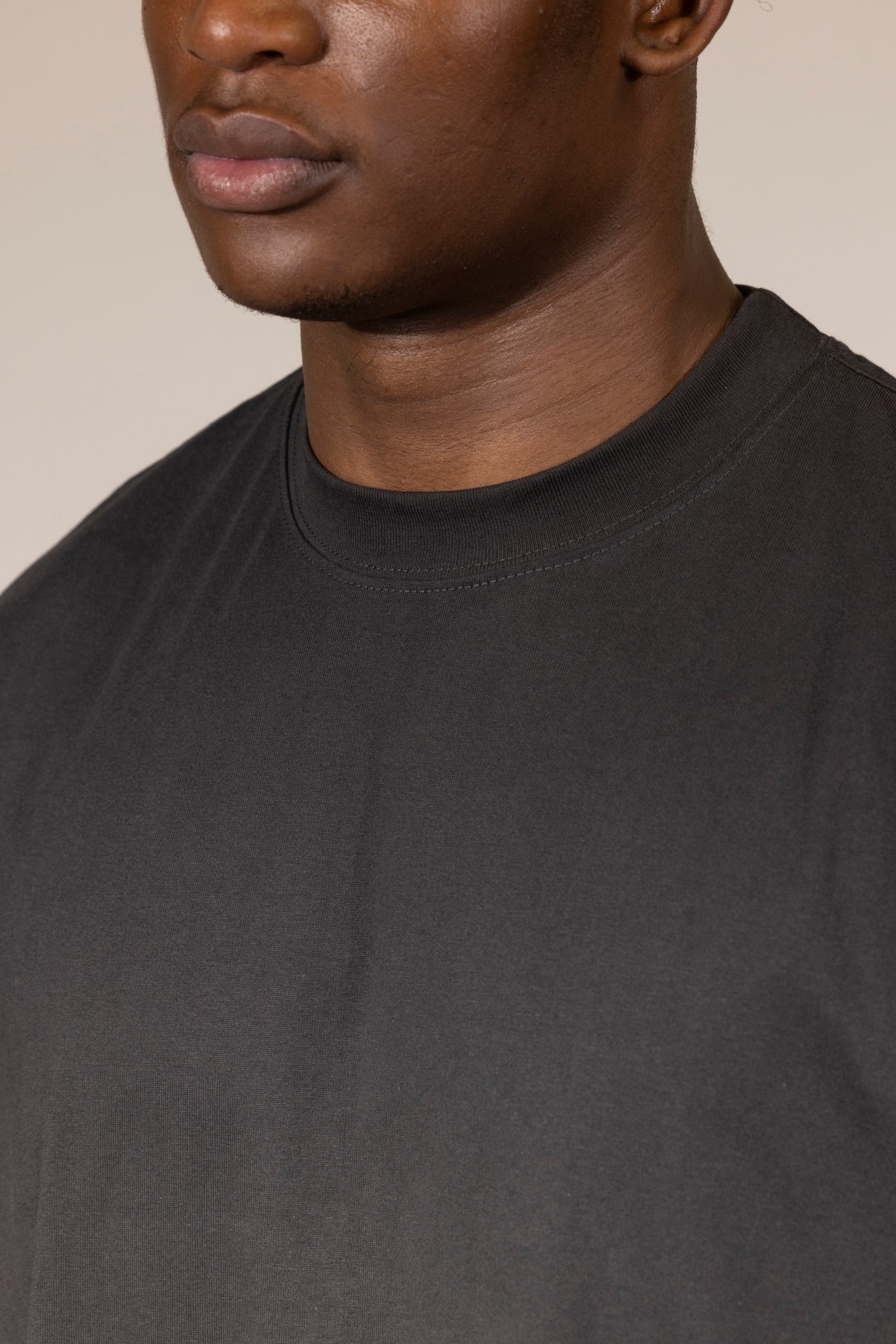 OVERSIZED FIT WASHED BLACK