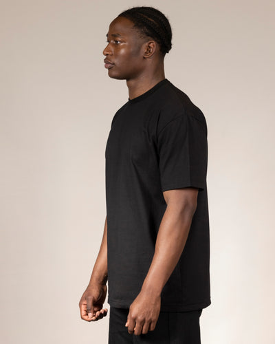 REGULAR FIT BLACK